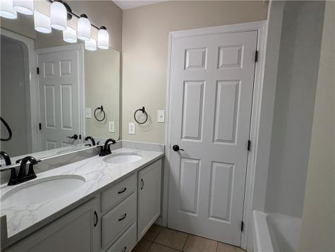 137 Robinson Drive Pleasant Hills PA 15236