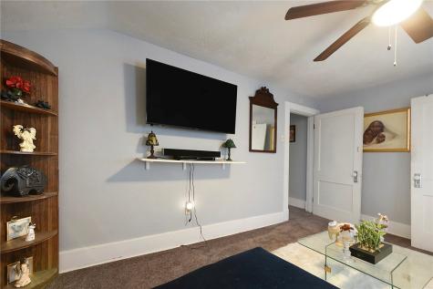 260 Seneca Street Turtle Creek PA 15145