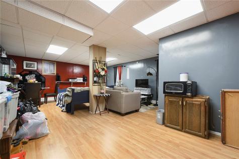 260 Seneca Street Turtle Creek PA 15145