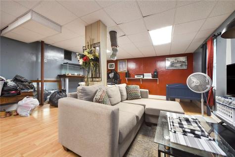 260 Seneca Street Turtle Creek PA 15145