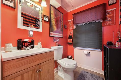 260 Seneca Street Turtle Creek PA 15145