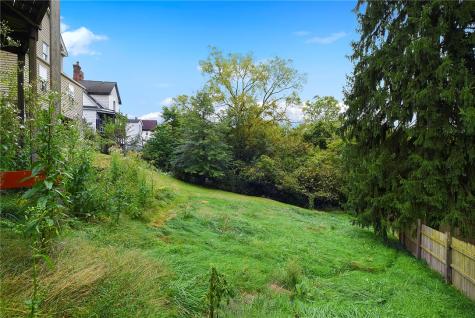 260 Seneca Street Turtle Creek PA 15145