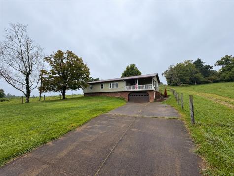 189 Lake Lynn Road Springhill Township PA 15451