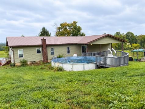 189 Lake Lynn Road Springhill Township PA 15451
