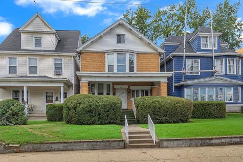 517 Maplewood Avenue Ambridge PA 15003