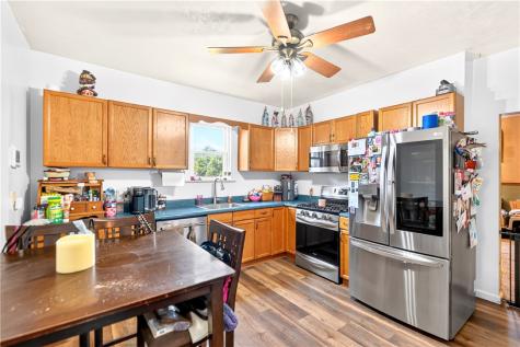 303 W Grant Street Houston PA 15342