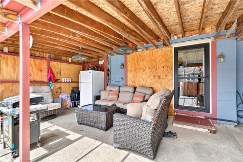 303 W Grant Street Houston PA 15342