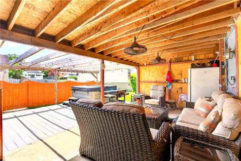 303 W Grant Street Houston PA 15342