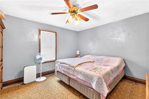 303 W Grant Street Houston PA 15342
