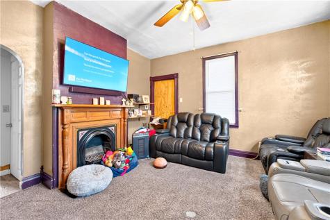 303 W Grant Street Houston PA 15342