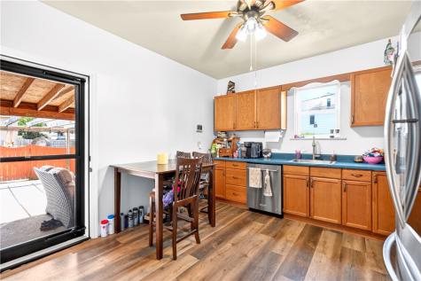 303 W Grant Street Houston PA 15342