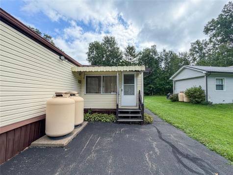9886 Wigwam Trail Shenango PA 16424