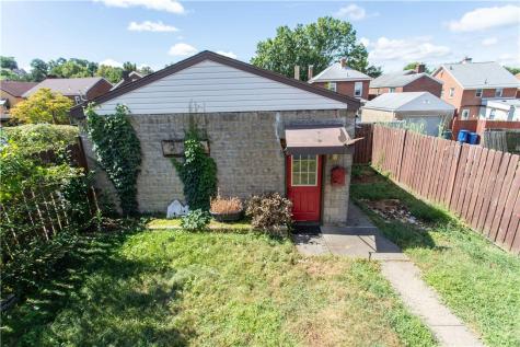 1130 Downlook Street Stanton Heights PA 15201