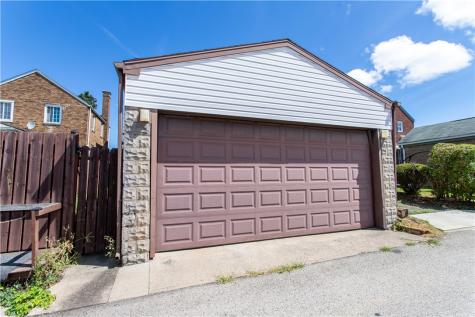 1130 Downlook Street Stanton Heights PA 15201
