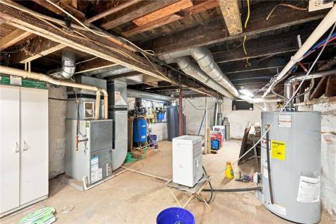 904 Old State Road Kiskiminetas Township PA 15613