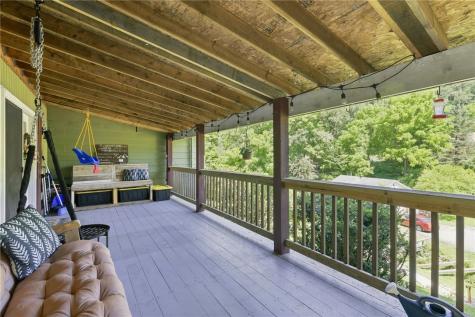 904 Old State Road Kiskiminetas Township PA 15613