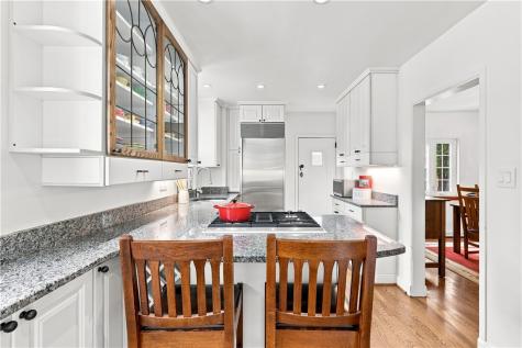 302 Maple Lane Edgeworth PA 15143