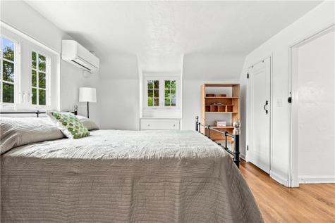 302 Maple Lane Edgeworth PA 15143