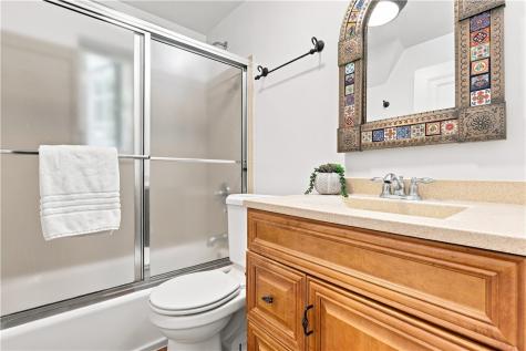 302 Maple Lane Edgeworth PA 15143