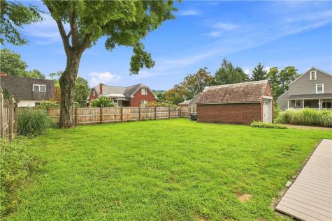 302 Maple Lane Edgeworth PA 15143