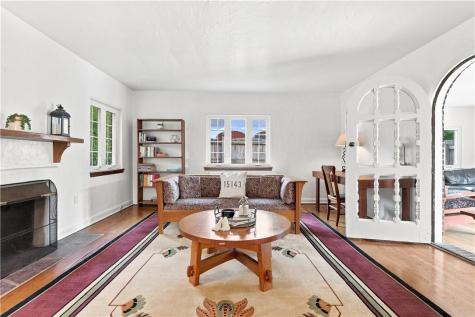 302 Maple Lane Edgeworth PA 15143