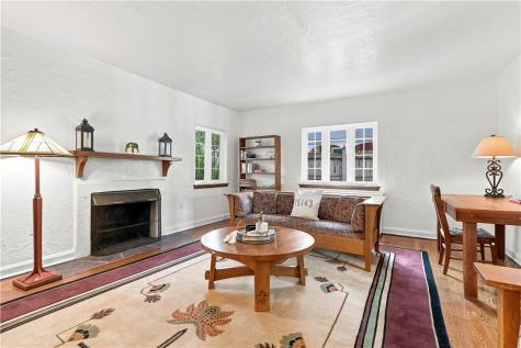 302 Maple Lane Edgeworth PA 15143
