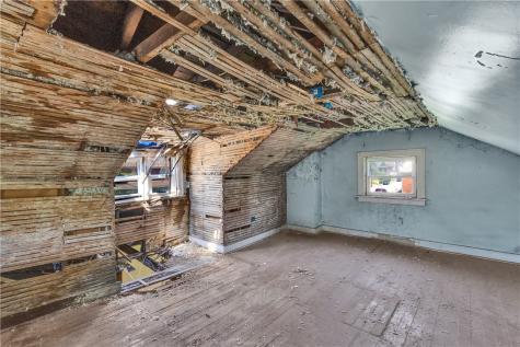 1602 Montier Street Wilkinsburg PA 15221