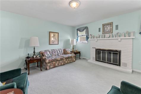 369 S Kings Creek Road Hanover Township PA 15021