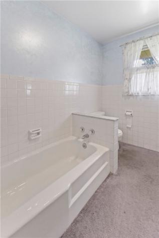 369 S Kings Creek Road Hanover Township PA 15021
