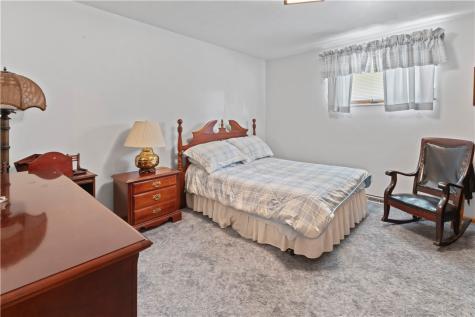 369 S Kings Creek Road Hanover Township PA 15021