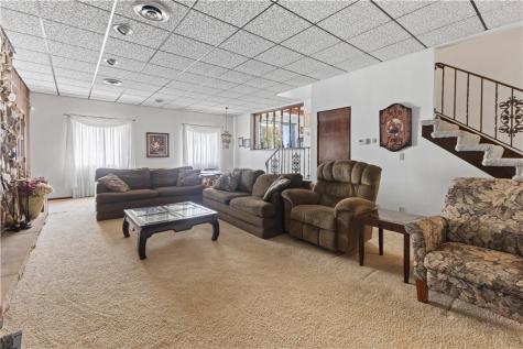 369 S Kings Creek Road Hanover Township PA 15021