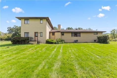 369 S Kings Creek Road Hanover Township PA 15021