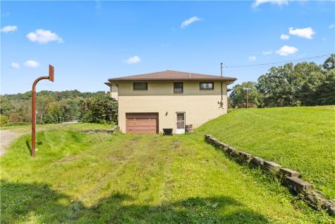 369 S Kings Creek Road Hanover Township PA 15021