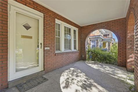 7137 Thomas Boulevard Point Breeze PA 15208