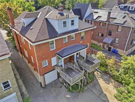 7137 Thomas Boulevard Point Breeze PA 15208