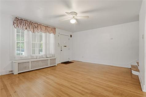 7137 Thomas Boulevard Point Breeze PA 15208