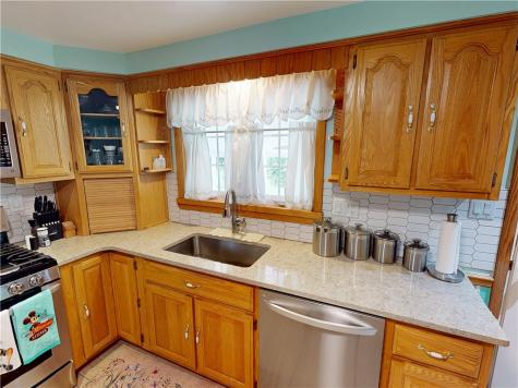 220 Decatur Drive Township Of But Sw PA 16002
