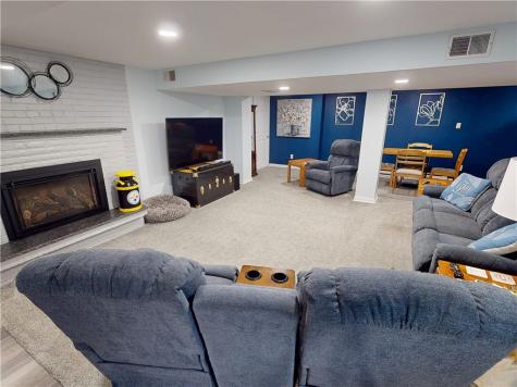 220 Decatur Drive Township Of But Sw PA 16002