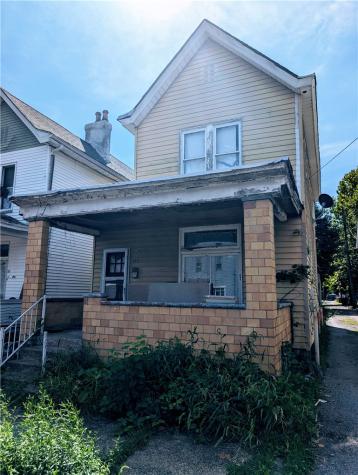 215 16th Street Beaver Falls PA 15010