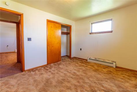 323 Indiana Avenue Avonmore PA 15618