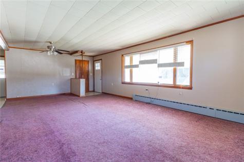 323 Indiana Avenue Avonmore PA 15618