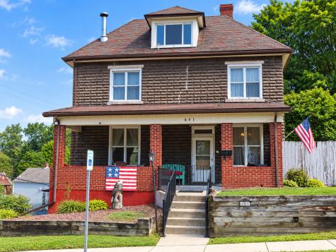 601 6th Street Trafford PA 15085