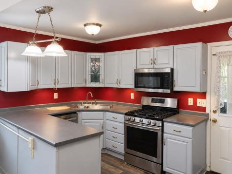 601 6th Street Trafford PA 15085