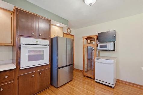 1935 Rettig Drive Hermitage PA 16148