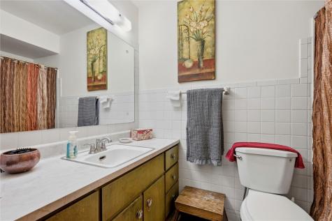 1935 Rettig Drive Hermitage PA 16148