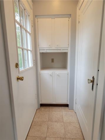 8210 Eleanor Street Mccandless PA 15237