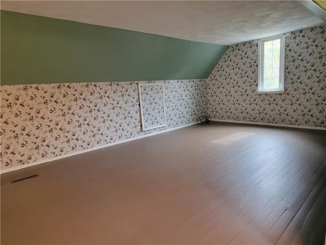 8210 Eleanor Street Mccandless PA 15237