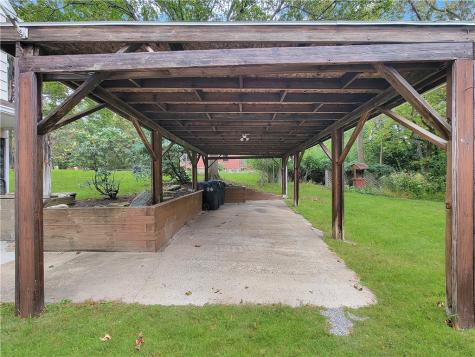 8210 Eleanor Street Mccandless PA 15237