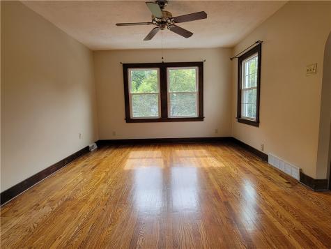8210 Eleanor Street Mccandless PA 15237