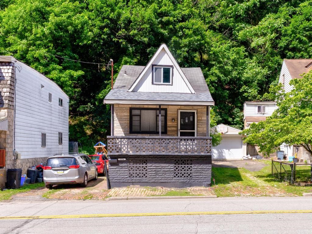 3326 Spring Garden Road Reserve PA 15212